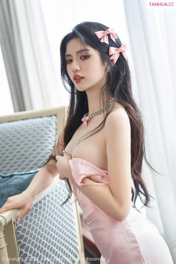 李浅浅  [XiuRen]高清写真图 2023.11.01 No.7595 浅浅Danny 清纯美腿第50张图片